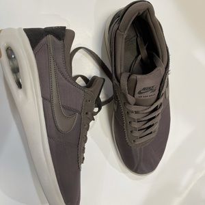 Brand new Nike